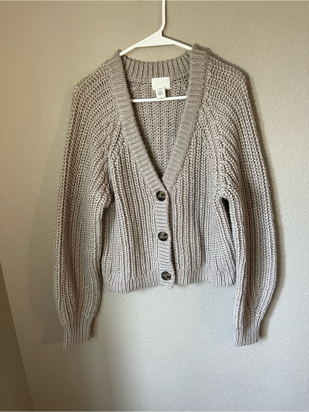 H&M Beige Chunky Knit Cropped Cardigan Size Small Wool Blend Balloon Sleeve